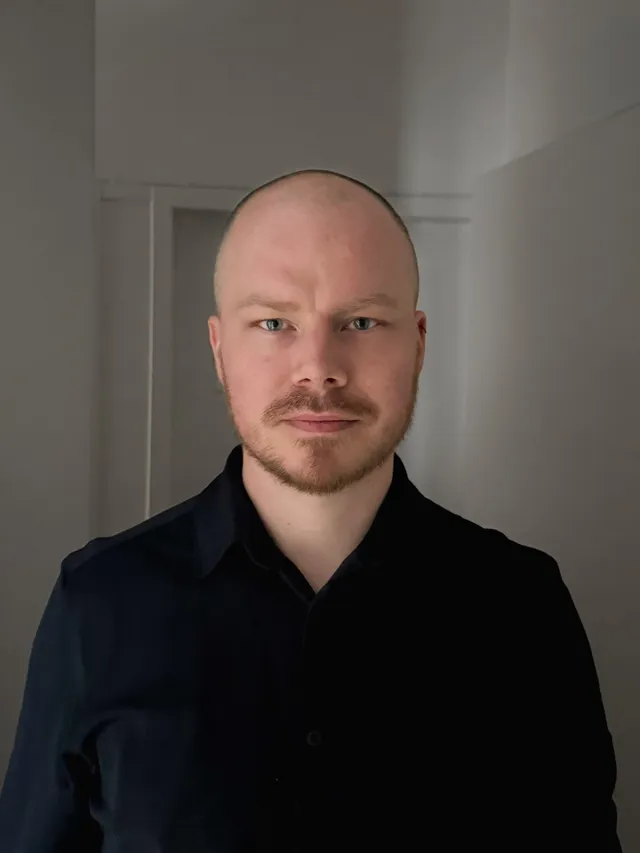 Portret van Gydo Keijzer, componist voor film, documentaire en podcast